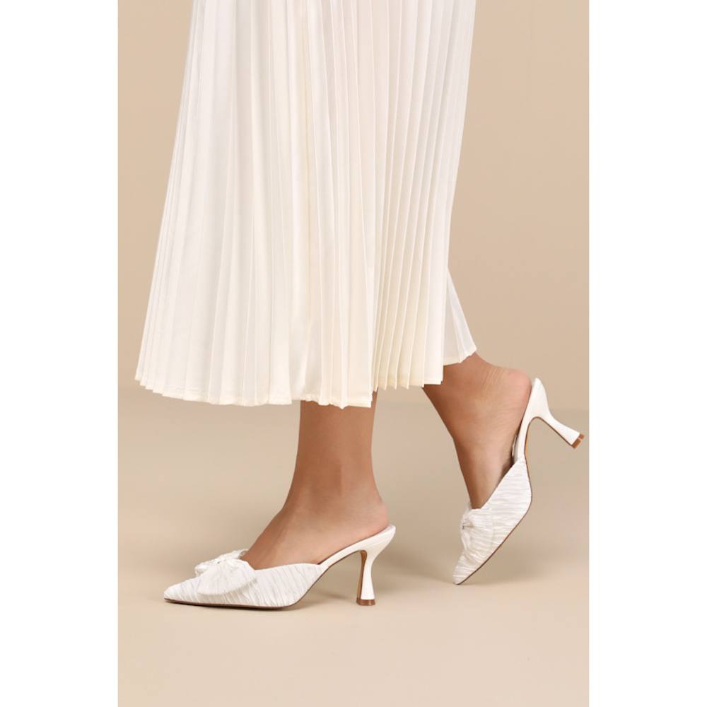 Lulu's White Pointed-Toe Knot Mule Heels